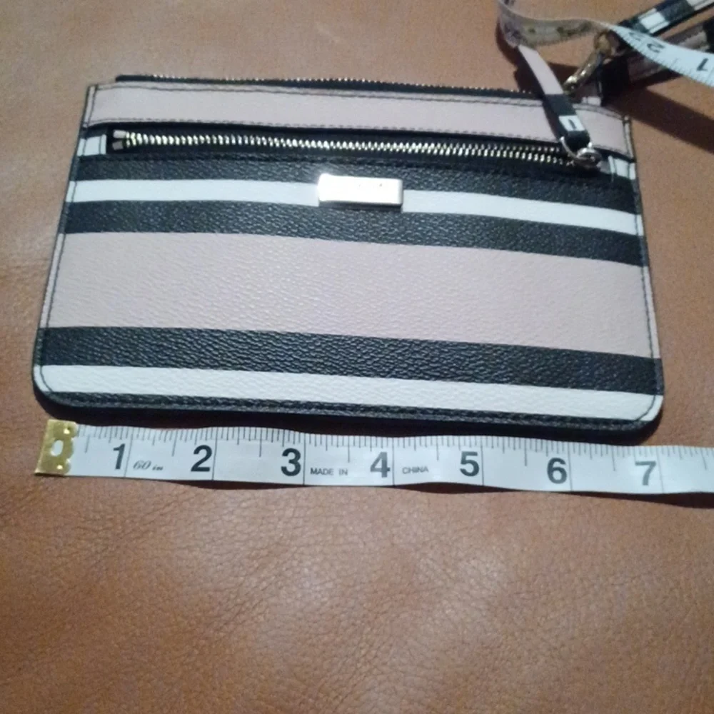 > Kate Spade Striped Black and Tan Wristlet